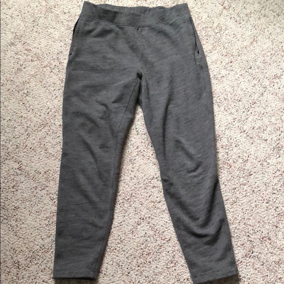 lululemon tapered pants